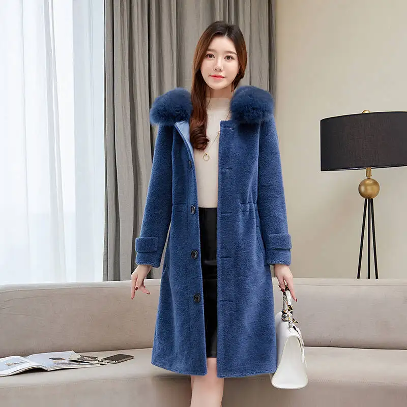 

2019 Autumn Winter Women Real Fur Coat Female Natural Sheep Shearing Fur Overcoat Genuine Fox Fur Collar Hooded Wool Jacket A82