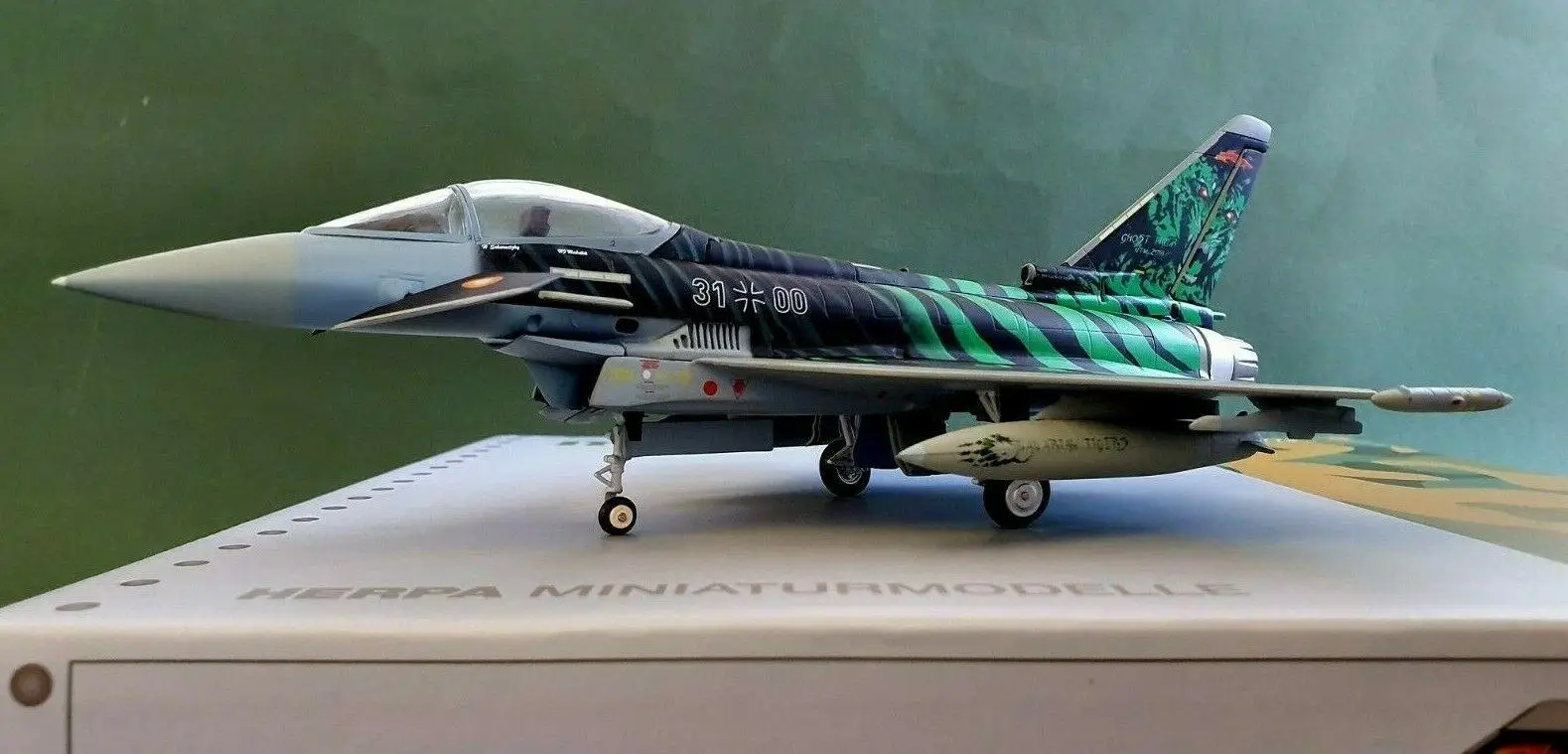 Herpa немецкий Люфтваффе Eurofighter Typhoon taktllwg 74 баварские Тигры NATO Tiger 1/72 литой под давлением модель самолета