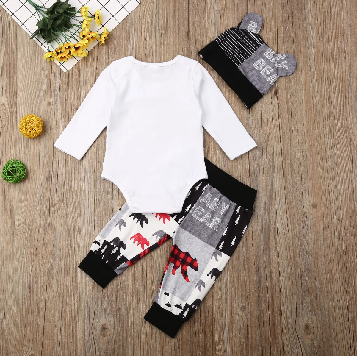Одежда для маленьких девочек; комплект одежды из 3 предметов для новорожденных мальчиков и девочек на Рождество; боди с принтом медведя; комплекты со штанами