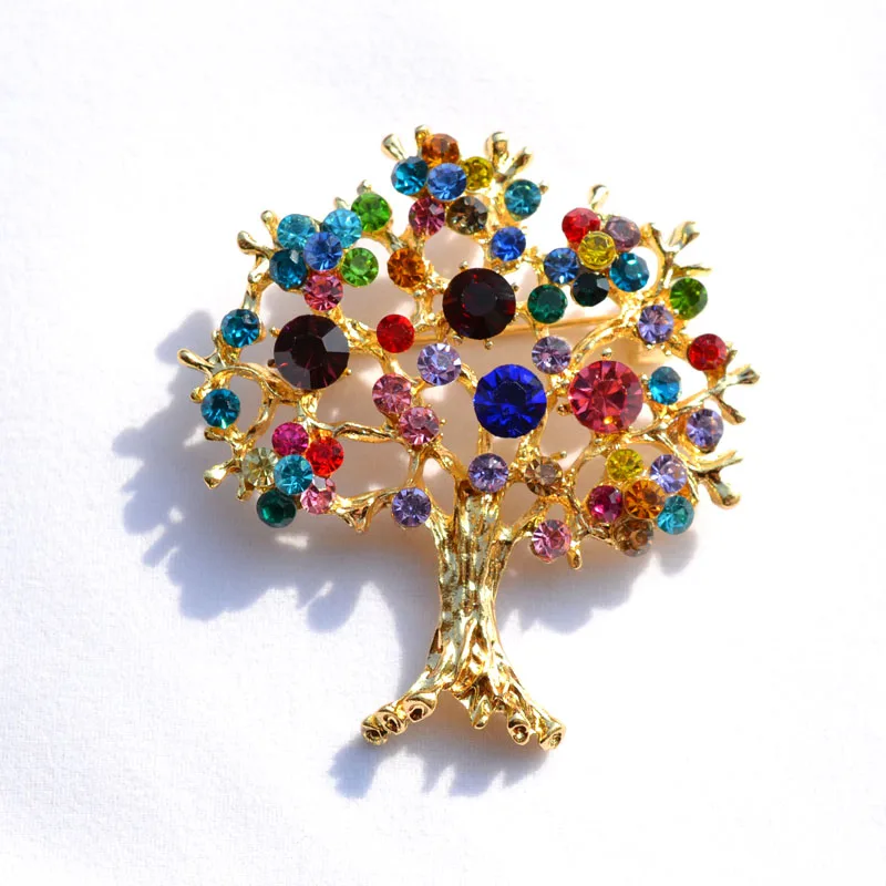 Dolce Dei Monili Di Colore Dell'Oro Wishing Tree Brooch Del Rhinestone Della Signora Ornamenti Di Colore Della Miscela Di Cristallo Pin Seno Accessori