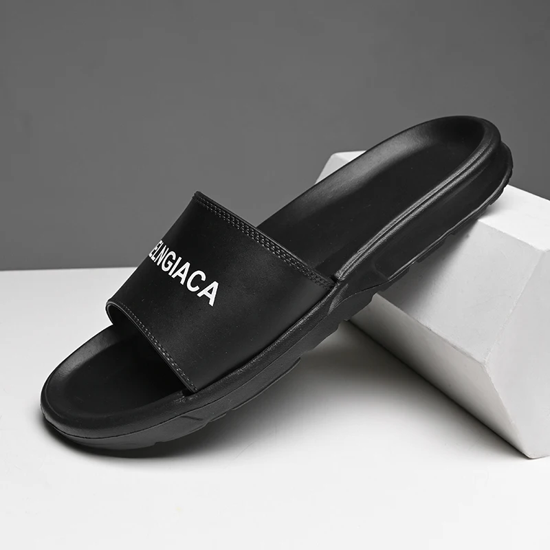 Summer Men Beach Shoe Anti Slip Pool Slippers Men Black White Mens Shower Slippers Comfortable Hotel Slippers for Men Size 39-44