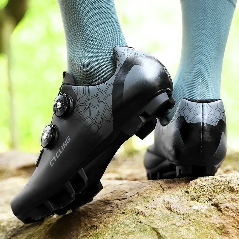 Road Cycling Shoes Men Outdoor Sport Bicycle Shoes Breathable Mtb Bike Flat Sneakers Mnountain Racing Cycling Sneakers Plus Size