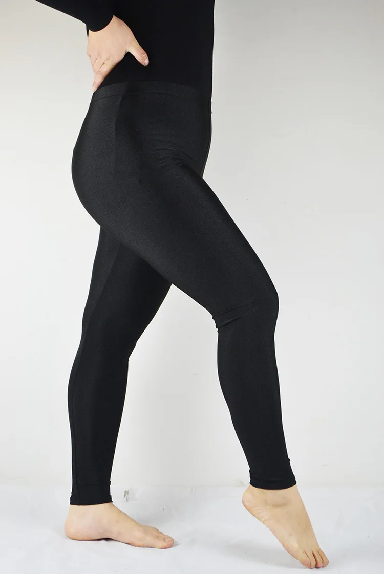 2880856725_2107963736