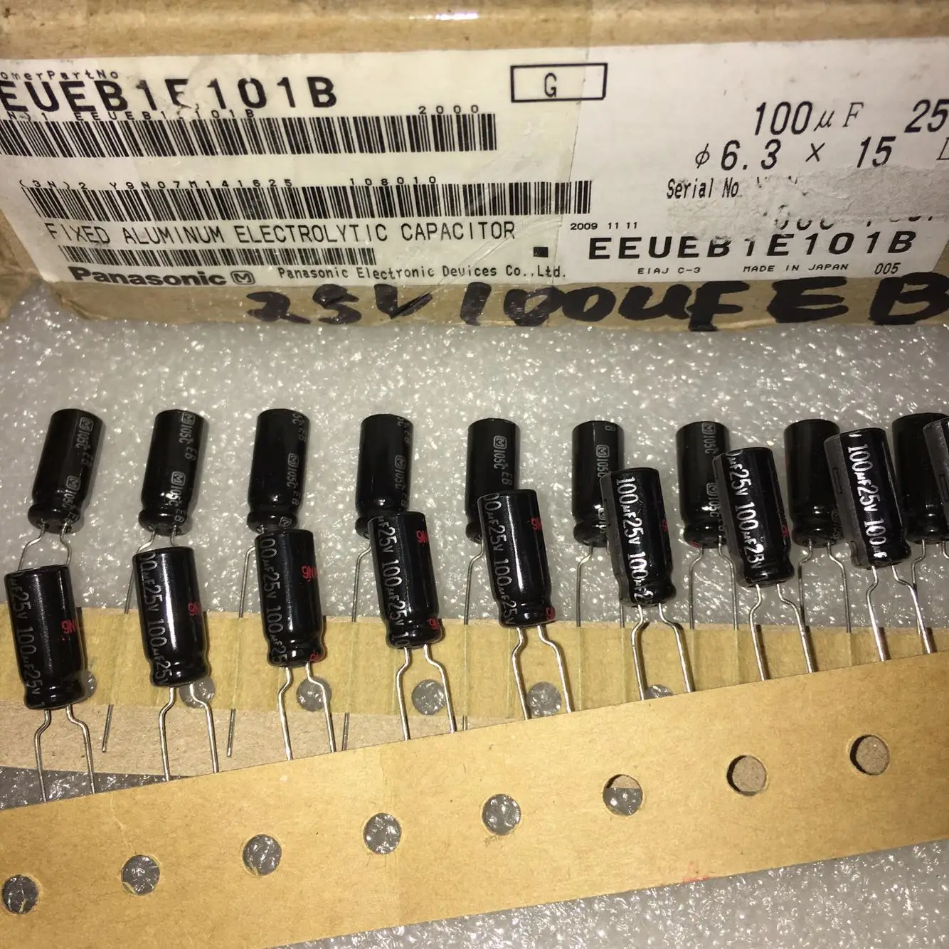 50pcs/lot Audio Japan Matsushita EB series aluminum electrolytic capacitors high frequency and low impedance free shipping 10pair 30pair matsushita 2sa1941 2sc5198 pair 2sa1941 2sc5198 pair o file free shipping