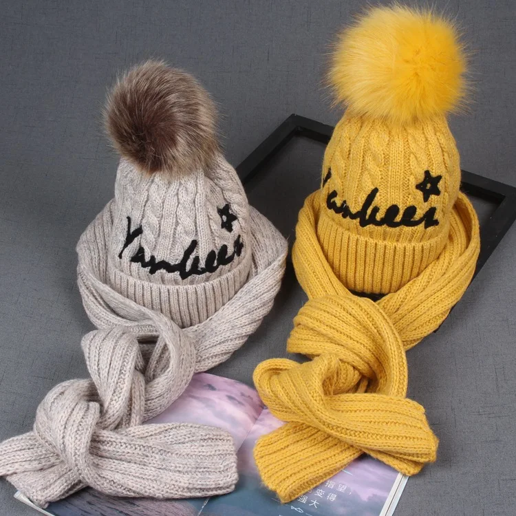 

Maylisacc 4-8 Years Old Children's Winter Warm Knitted Hat Scarf 2 Pcs Set Autumn and Winter Baby Boys and Girls Hat Scarf Set