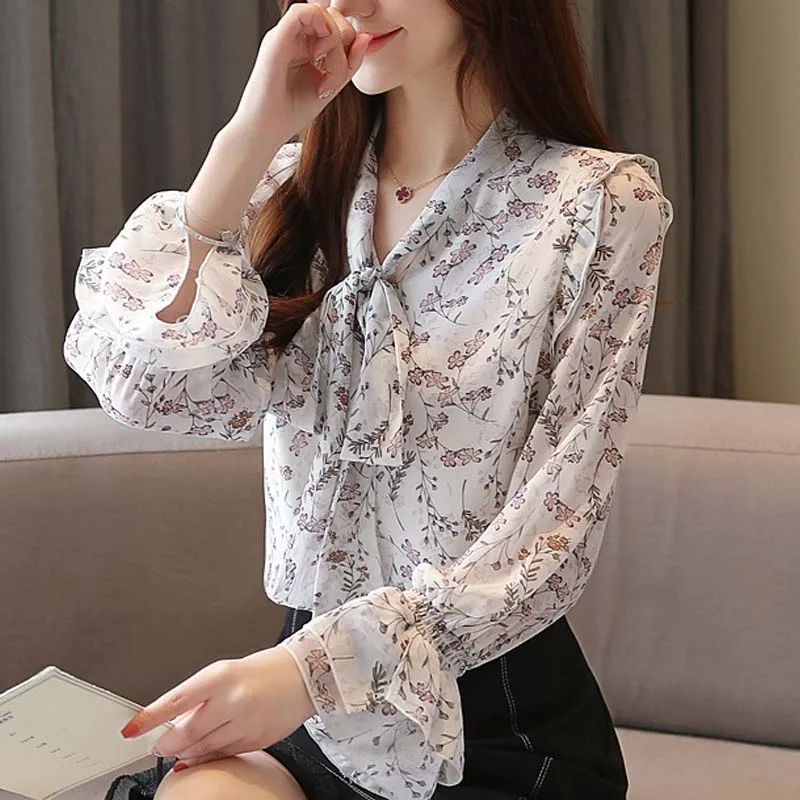 Women Blouses Fashion 2019 Winter Long Sleeve Womens Tops and Blouses Chiffon Blouse Loose Print Womens Clothing  A071