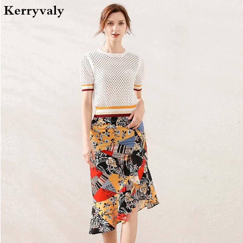 

Summer 2 Piece Set Women White Hollow Out Knitted Shirt + Printing Irregular Bag Hip Fishtail Skirt Suit Two Piece Sets K6349