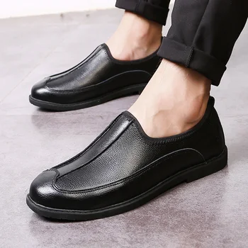 

Men Oxfords Shoes Casual Shoes Leather Fashion Soft Comfortable Driving Car Work Footwear Men Business Flat Slip-On Boat Shoe
