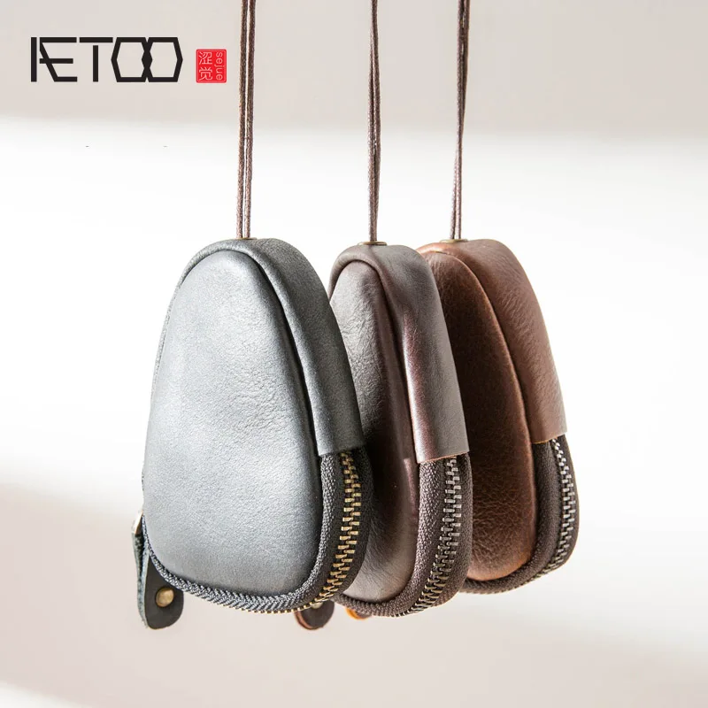 

AETOO Handmade vintage leather men's and women's key bag, head leather key bag, waist hanging GM key zero wallet