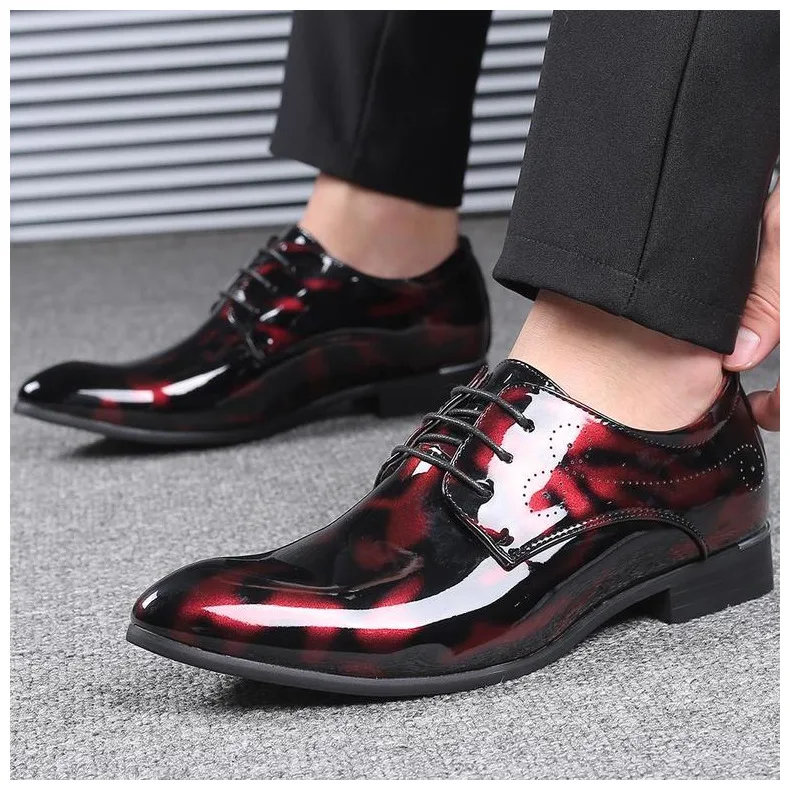 

38~48 Large Size Mens Red Bottom Patent Leather Brogues Dress Shoes Pointed Toe Lace Up Formal Wedding Derby Suit Leather Shoes