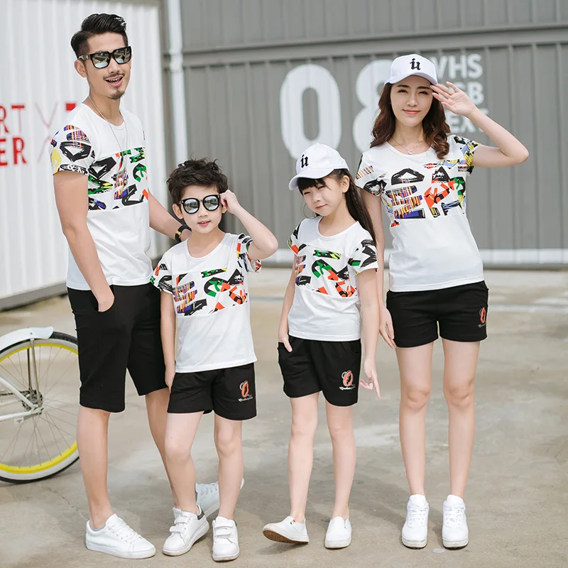 

Parent-child Matching Outfit Summer Set New Style Short Sleeve T-shirt Loose And Plus-sized Couples Casual Wear