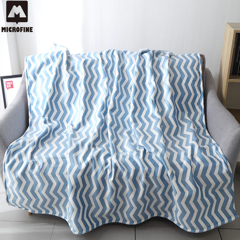 

Microfine Sherpa Fleece Blanket Geometry Plush Throw Blanket for Kid Adult Dog Puppy Thin Quilt Drop Ship