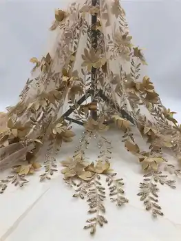 

Factory Offers 2020Best Quality 3D Applique Luxury Hand Made Heavy beaded lace fabric for Wedding Dresses lace in Gold