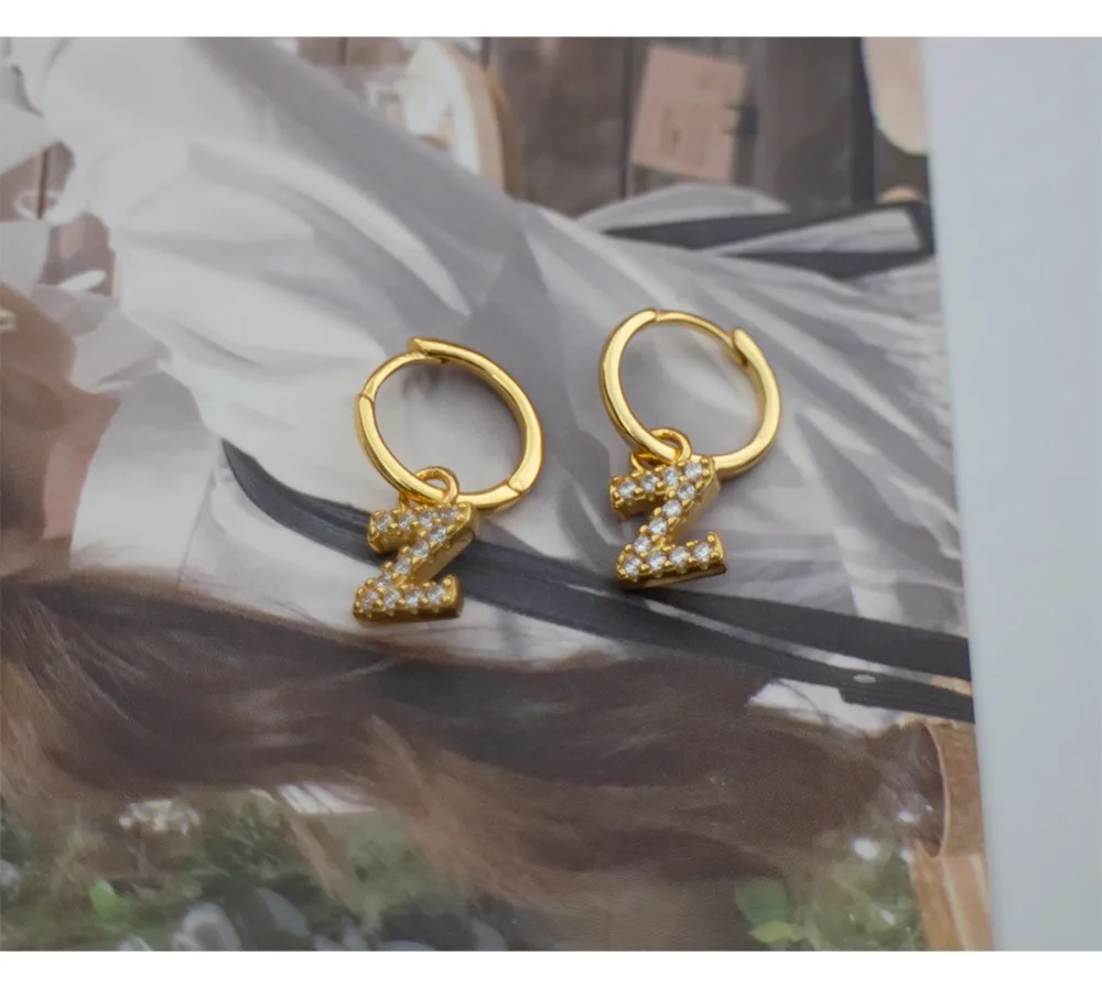 Серьги из стерлингового серебра 925 пробы, модные циркониевые серьги с 26 английскими буквами, короткие серьги-капли, милые трендовые серьги для девушек и женщин