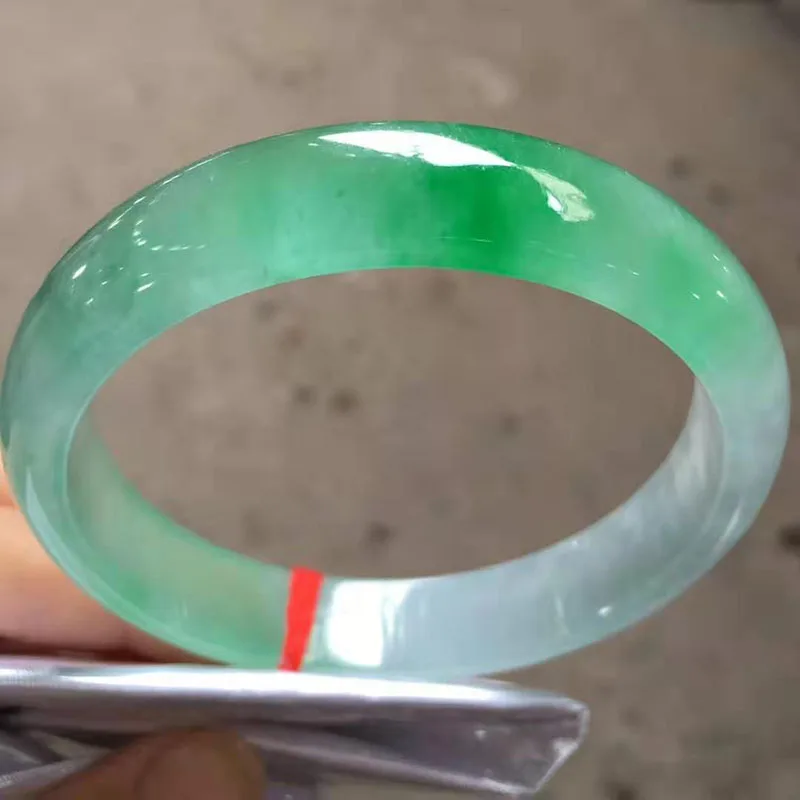 Myanmar Jadeite ice perfect полузеленый браслет(включая сертификат