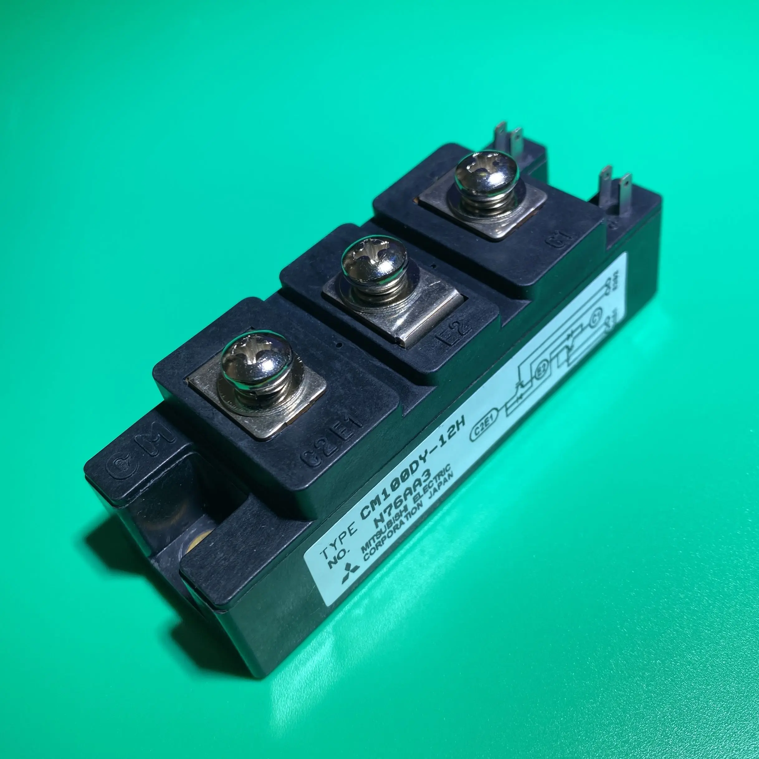 

CM100DY-12H IGBT CM100DY-12 H MOD DUAL 600V 100A H SER MODULE CM100DY12H CM100 DY-12H CM 100DY-12H CM100D Y-12H