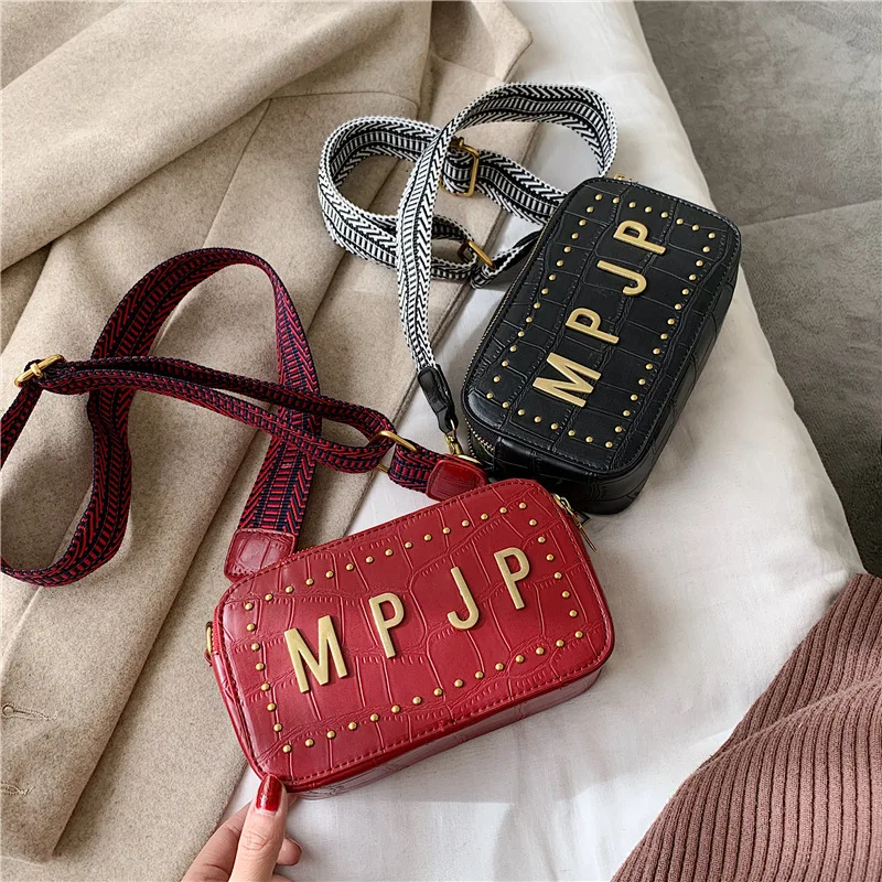 

2020 Spring New Style WOMEN'S Bag Korean-style Industrial Lettered Box Bag Crocodile Pattern Double Zipper Square Sling Bag Shou