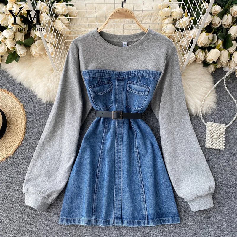 

YuooMuoo Chic Women Hoodies Denim Dress 2021 New Fashion Long Sleeve Cotton Sweatshirt Patchwork Mini Jeans Dress with Belt