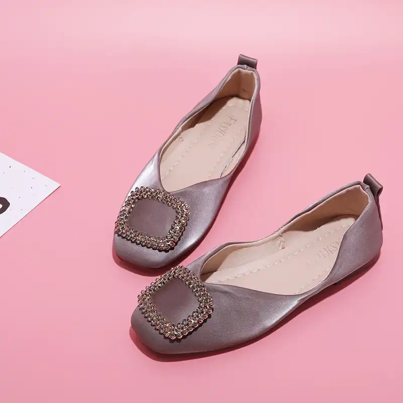 simple ladies flat shoes