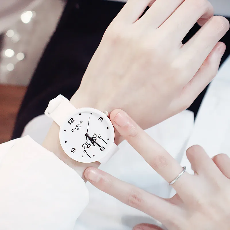 

Ins Children's Watch Korean Version of The Cute Small Fresh Dial Leather Dial Quartz Watch Girl Clock