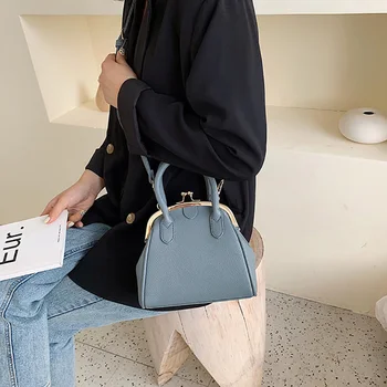 

Fashion Small Clip bag Women Retro Messenger Bags Female Handbag and Purse Shoulder Cross-body vintage all-match Shell Bag 2019