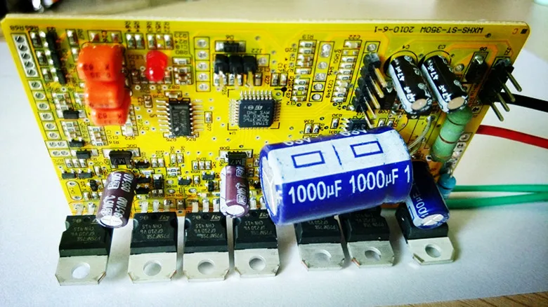 Схема обучения stm8s903k3 BLDC макетная плата