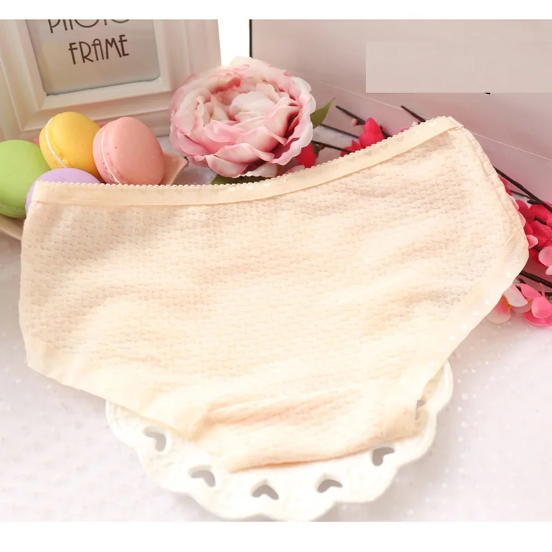 2589476657_1015799160