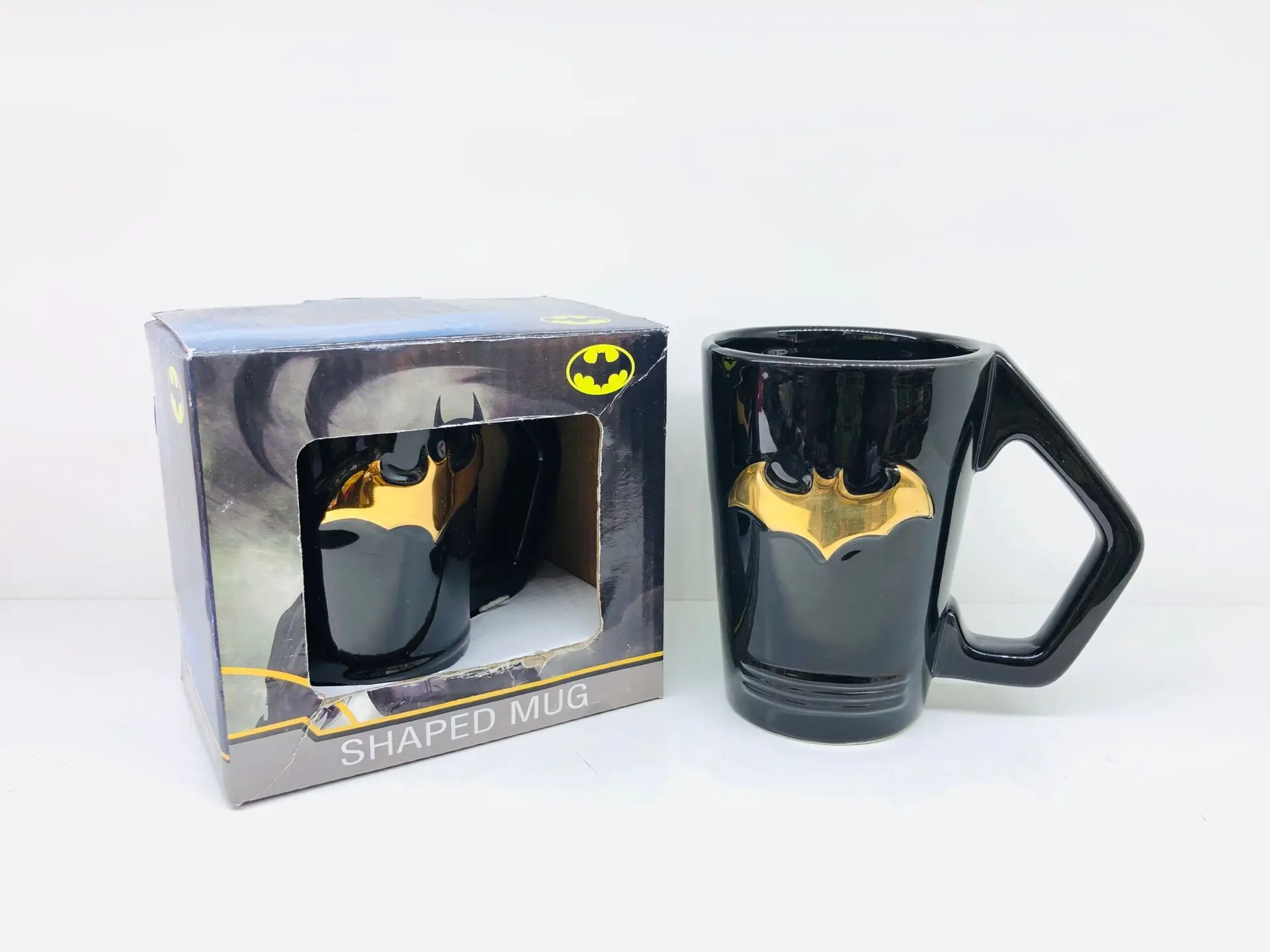 OUSSIRRO, модные кружки с супергероем Бэтменом, Ceranic, креативные кружки с ложкой и крышкой, кружка для молока, чашка для путешествий, портативная чашка для напитков