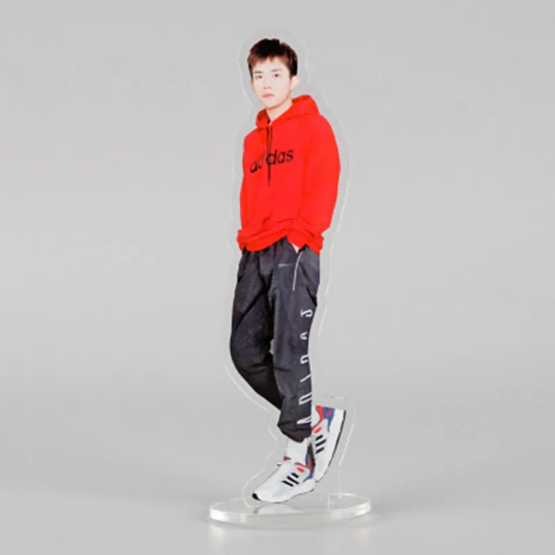 TFBOYS прозрачный милый стенд фигурка модель украшение стола Джексон Рой Карри |