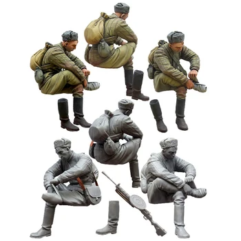 

1/35 Resin Soldier Model Resting Soviet Soldier 445