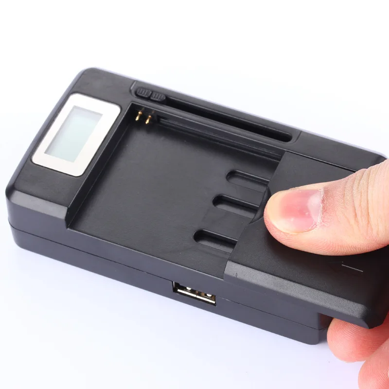 EUUKUS PLUG Universal Mobile Battery Charger USB-Port LCD Indicator Screen For Cell Phones Smart Charger5