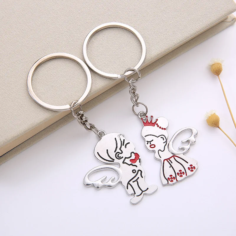Creative Metal Couples Keychain Heart Princess Key Pendants Car Key Ring Customizable Couples Key Chain