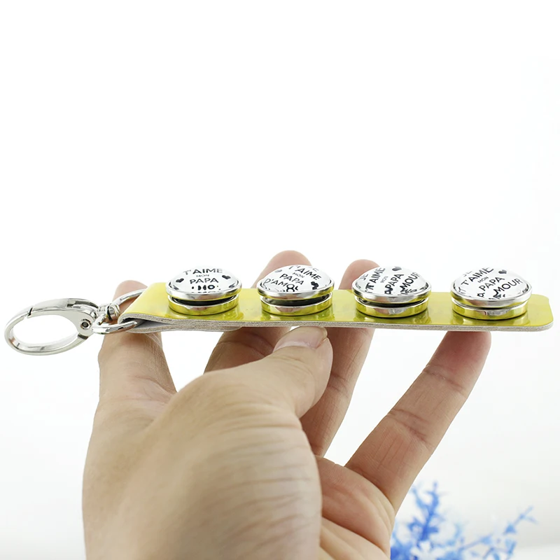 JWEIJIAO брелок с круглым стеклянным рисунком из аниме фильма Grinch подвеской модные