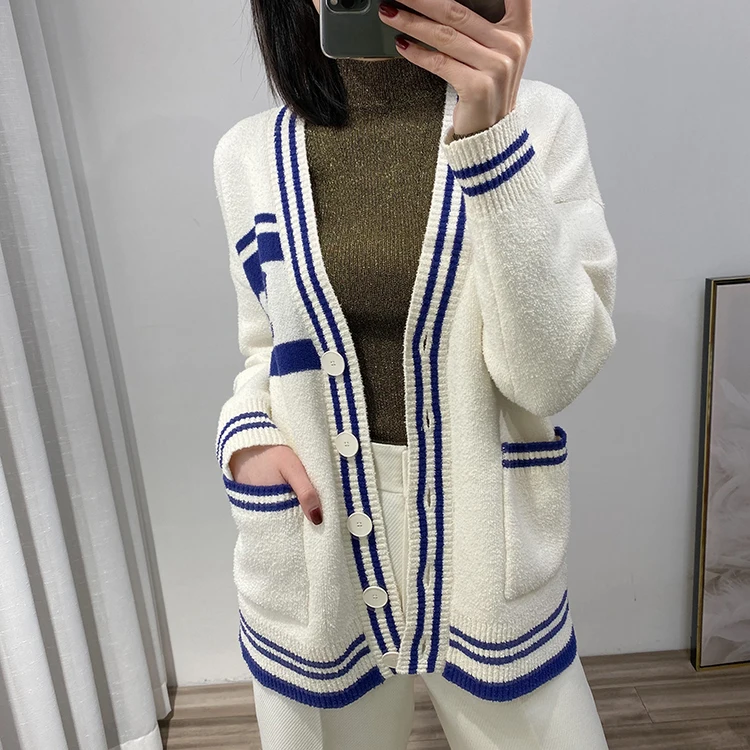 

Women's V-neck Knit Cardigan Single Breasted Long Sleeve Preppy Style Knitwear Sweater Female Coat with Pockets 2020 Spring