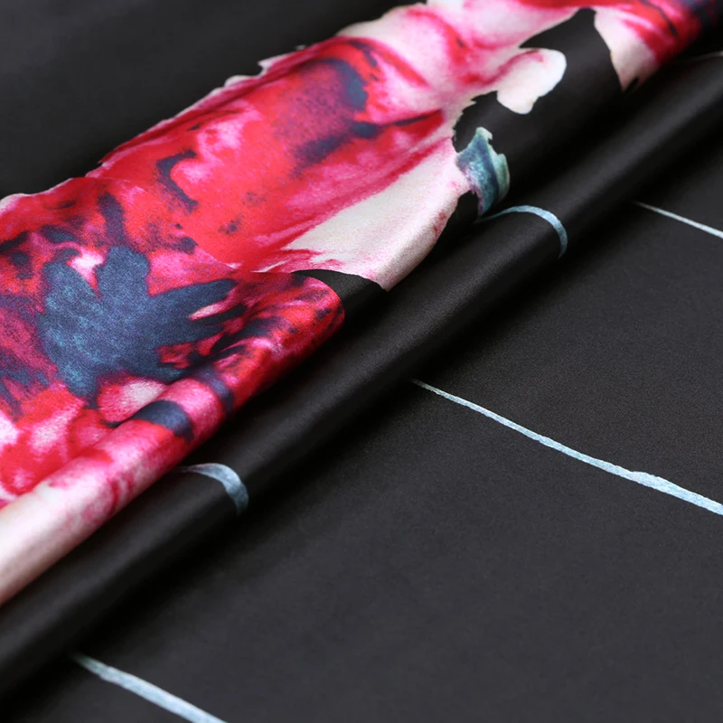 106*113 см 19 мм 93% шелк и 7% спандекс Красный цветочный принт стрейч черный шелк атласная ткань для платья Cheongsam рубашка куртка B224