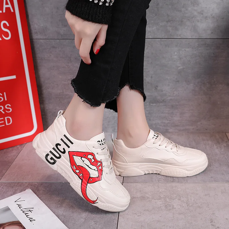 

Spring New Style Korean-style Lips Printed Dad Shoes Lace-up Hugh round-Toe Free Sports Platform Online Celebrity Running Shoes