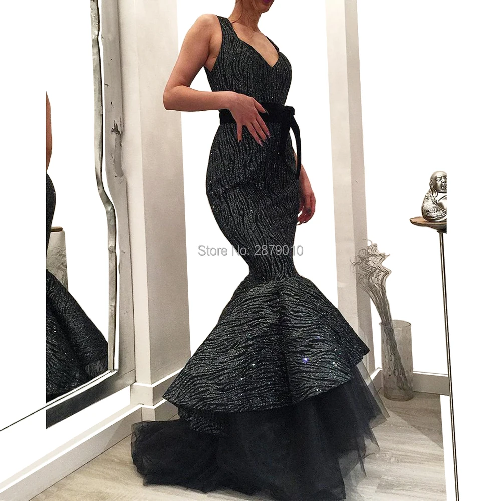 V-Neck Black Mermaid/Trump Evening Dress Starps Satin Tulle Sash Celebrity Full-length Metal Spraying Prom Dress Zipper Formal