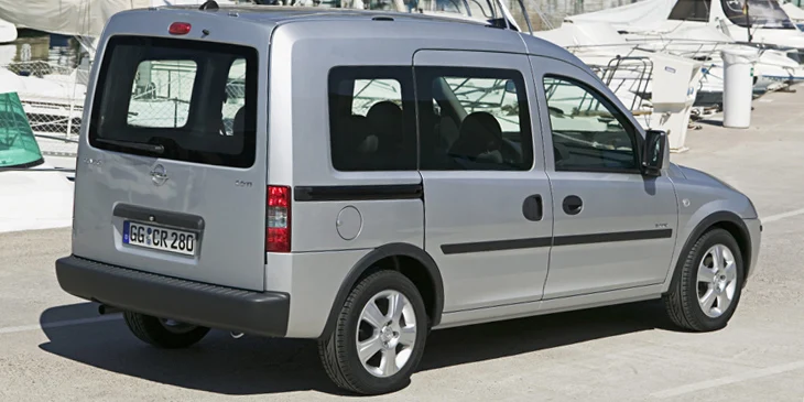2010-opel-combo-20