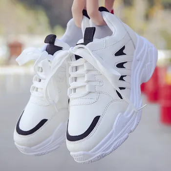 

Sports shoes female students 2019 autumn and winter new women's shoes wild plus velvet Harajuku small white shoes ins old shoes