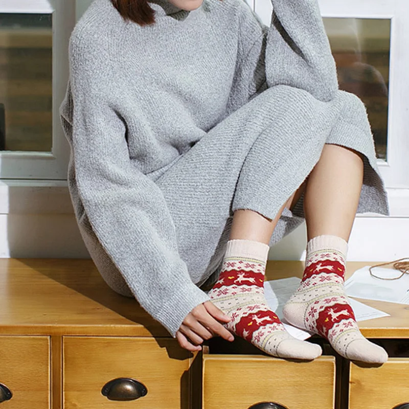 Women Girls Merry Christmas Socks Snowflake Deer Cotton Wool Winter Warm Female Sock Xmas Gifts