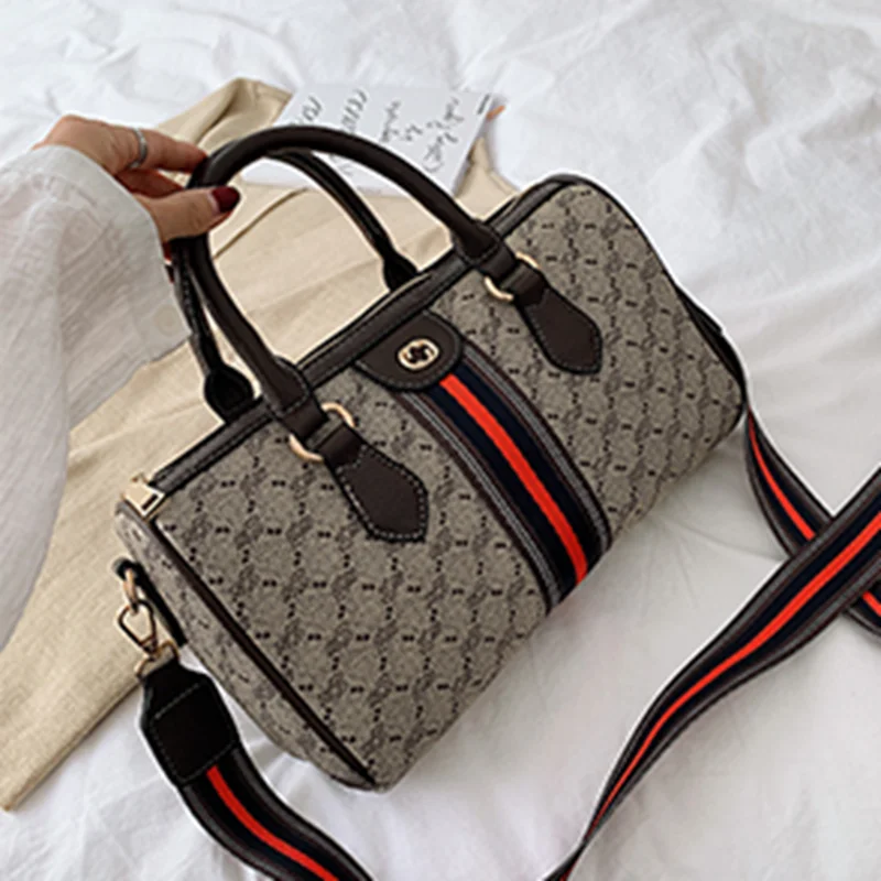 summer new tide slanting female bag Korean version of the wild fashion new version of the shoulder bag - Цвет: Dark brown