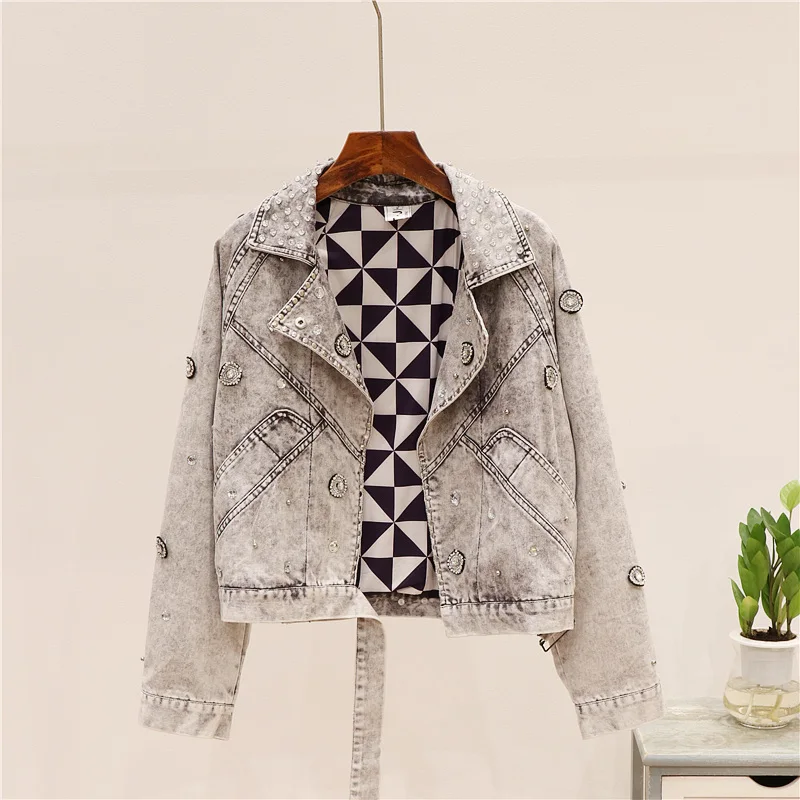 

Spring Harajuku Fashion Rivets Diamond boyfriend Denim Jacket Women Vintage Loose Short Jeans Jacket Outerwear Female Streetwear