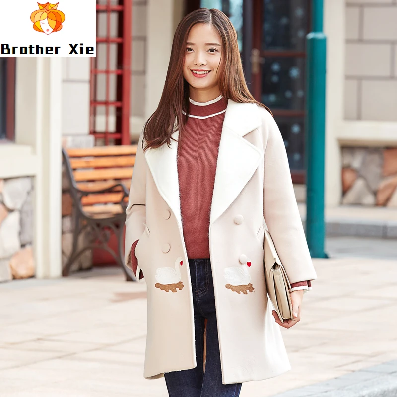 

Autumn and Winter Embroidered Wool Coat Autumn and Winter Korean Edition Mid-long Student Wool Coat Women's Fashion