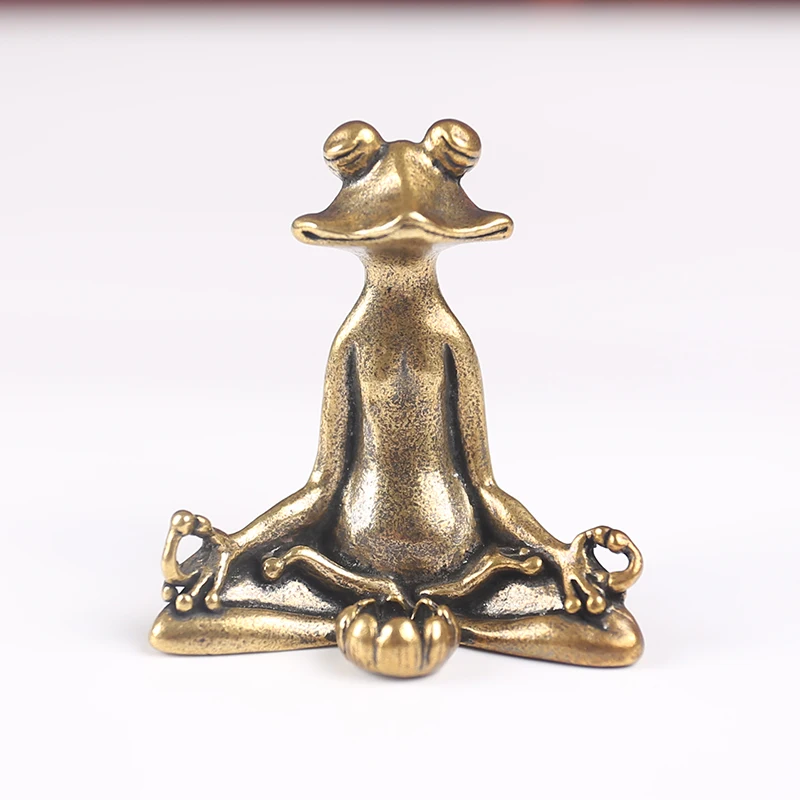 Estatua de rana de budismo Zen de latón Retro, adorno pequeño, escultura de Animal de cobre, quemador de incienso, decoración de escritorio para el hogar, té y mascota
