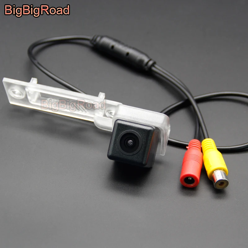 

BigBigRoad For Volkswagen CC Jetta MK3 Caddy Passat B5 B6 LingYu Vehicle Wireless Rear View Parking CCD Camera HD Color Image