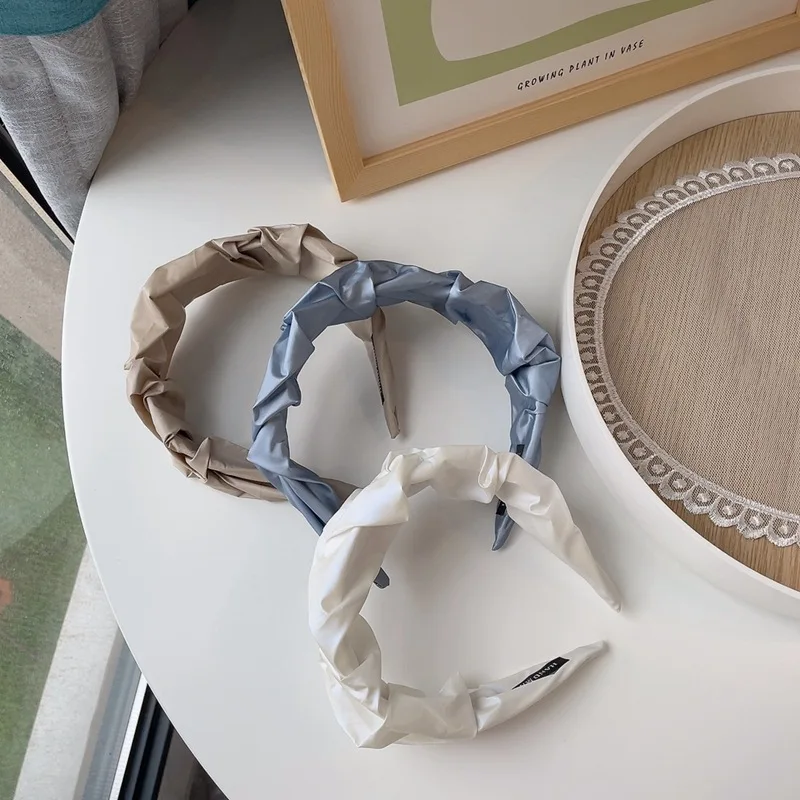 Рисунок 6 - Женский ободок с пятью цветами