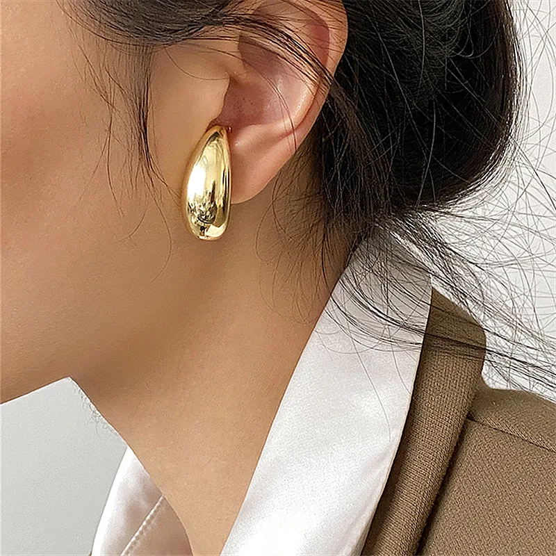 Retro Golden Punk Earrings Without Piercing Metal Ball Chunky Ear clip for Women ear clip earrings,clip earrings,ear clip,ear accessories