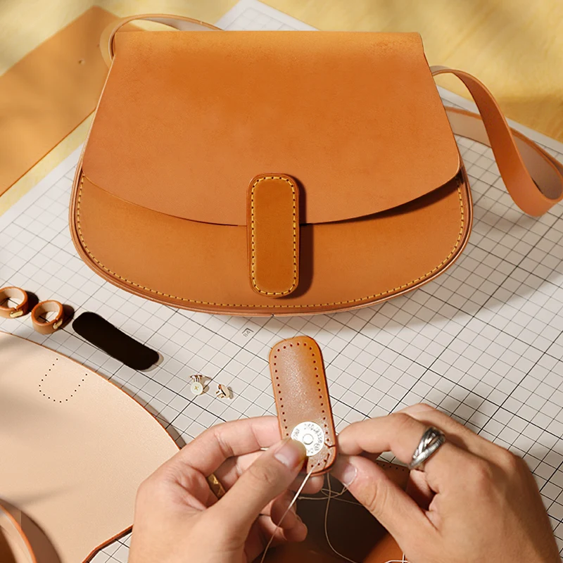 本革 絡まり ショルダーバッグ バケッタレザー 手仕事 ハンドメイド 