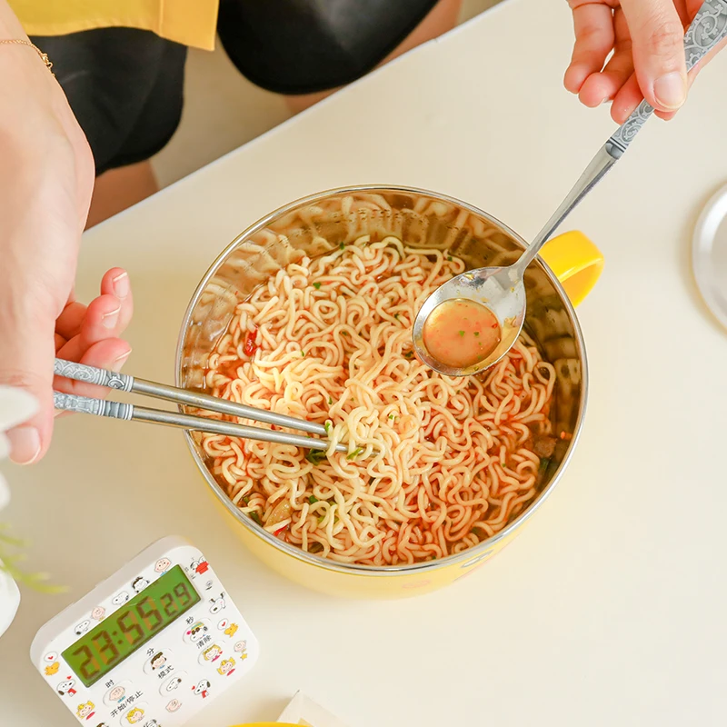 https://ae01.alicdn.com/kf/H4c8f136641864ad2ba3cef91e6dee070Q/Kawaii-Duck-Ramen-Noodles-Bowl-With-Lid-Cute-Stainless-Steel-Kitchen-Fruit-Instant-Salad-Rice-Soup.jpg