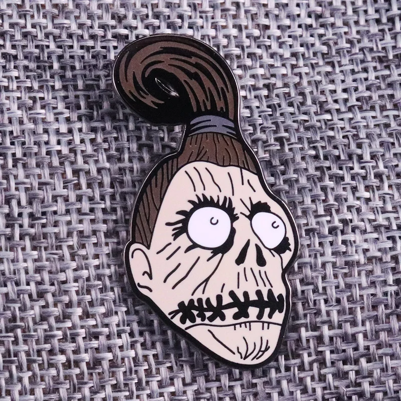 shrunken head beetlejuice badge Enamel pin (1)